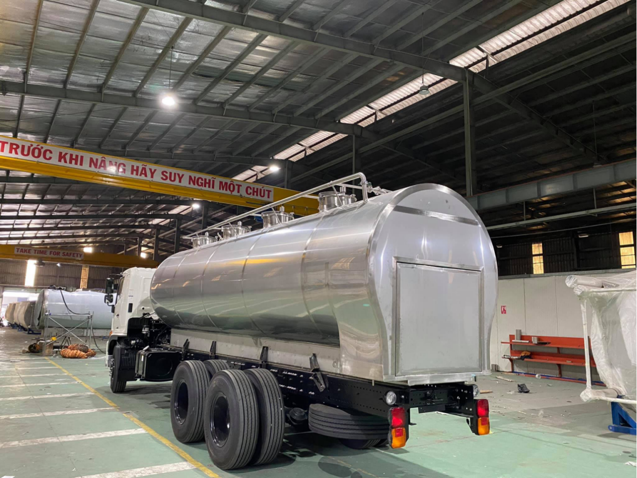 Hoàng Tâm - Lắp đặt COCONUT ROAD TANKER cho dự án COCONUT ROAD TANKER của đối tác BETRIMEX VIET NAM 04/2021