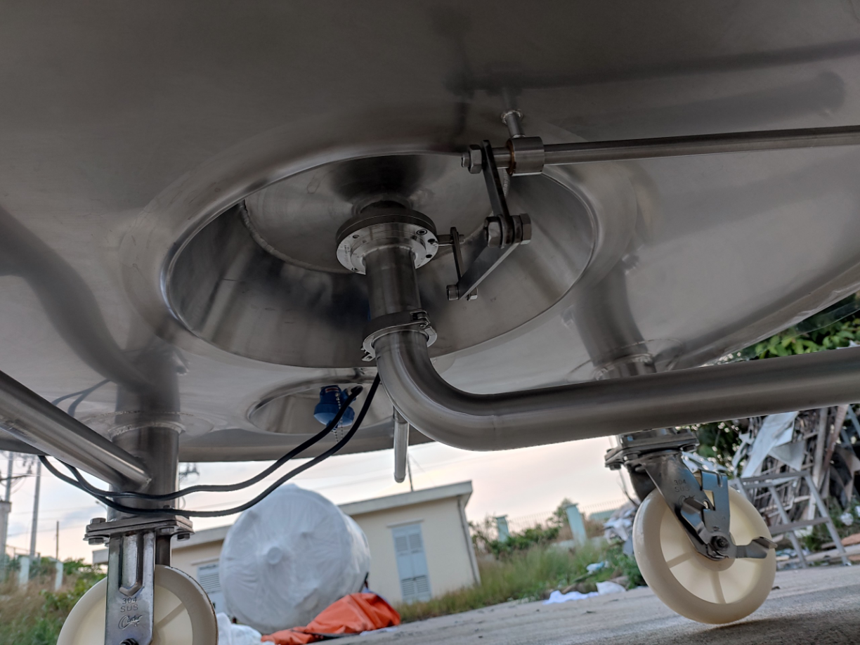 Hoàng Tâm - Lắp đặt MOBILE HIGH-SHEAR MIXER TANK 650L & LAB DOUBLE HIGH-SHEAR MIXER TANK 70L cho dự án  PHARMACEUTICAL LAB của đối tác SANOFI VIET NAM 12/2021