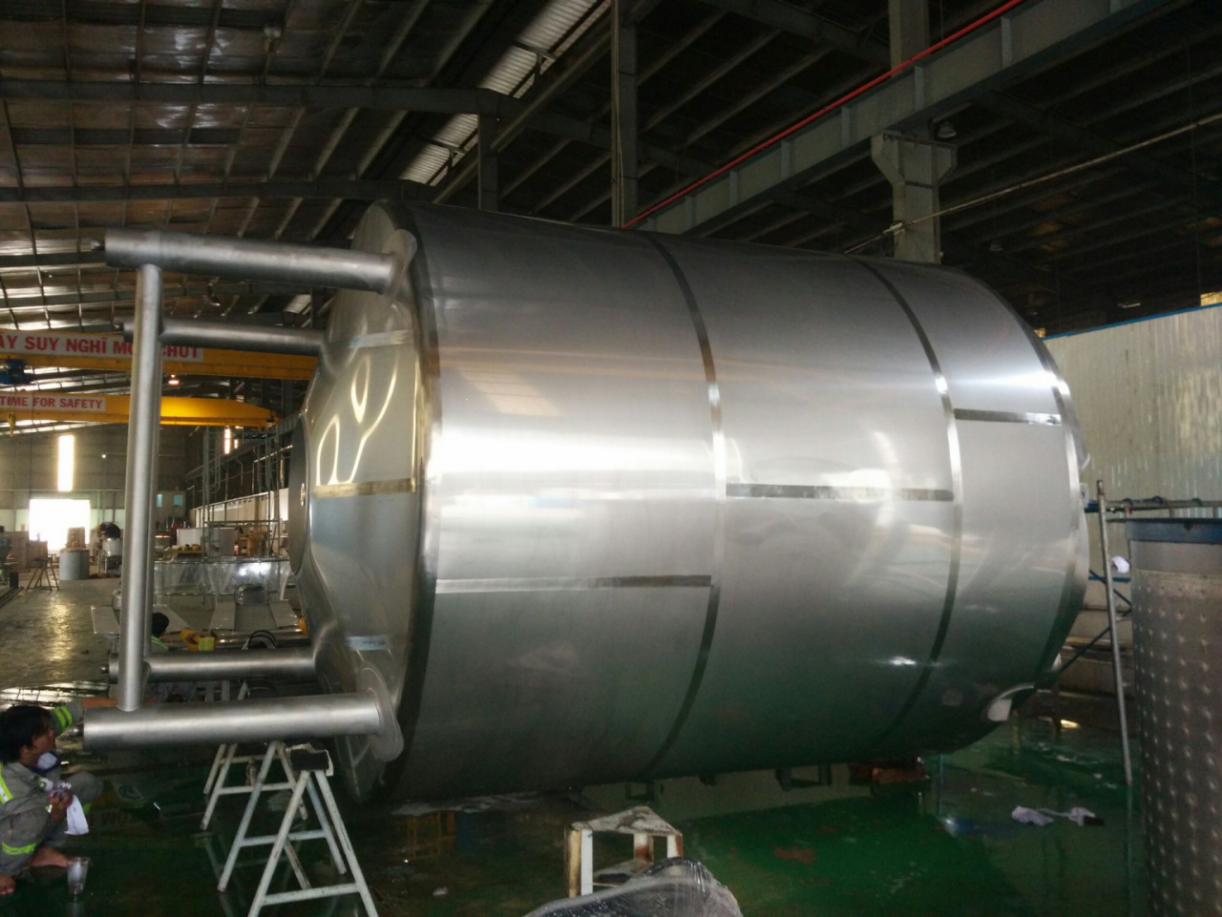 Hoàng Tâm - Lắp đặt OIL STORAGE TANK 20M3 2PCS cho dự án Deneast tại Bình Dương của đối tác Tetra Pak Việt Nam 01/2020